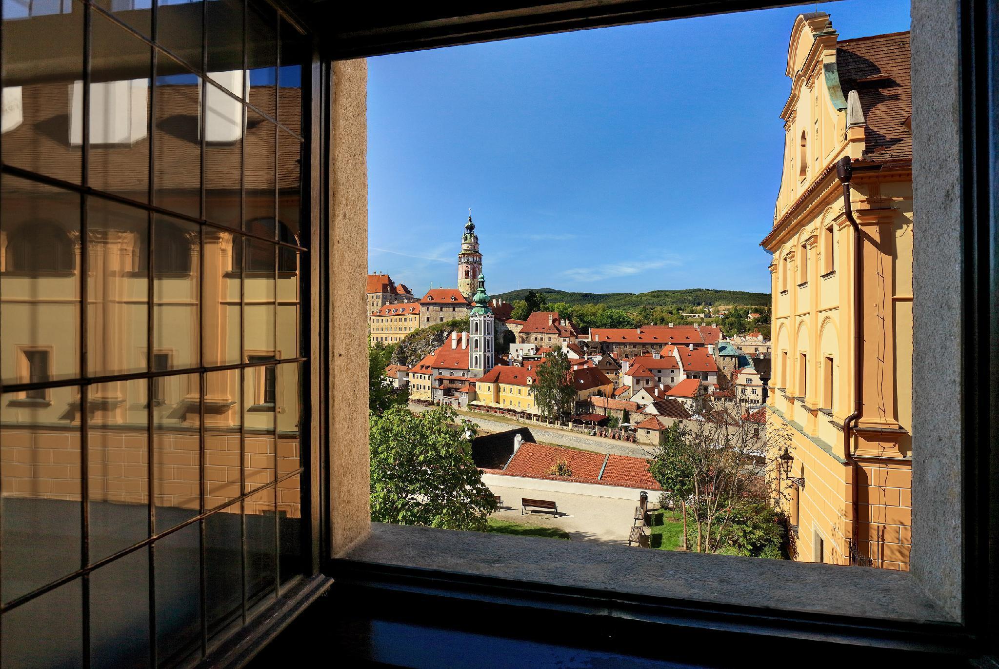 Hotel Ruze Cesky Krumlov Exterior foto View of the town from the castle