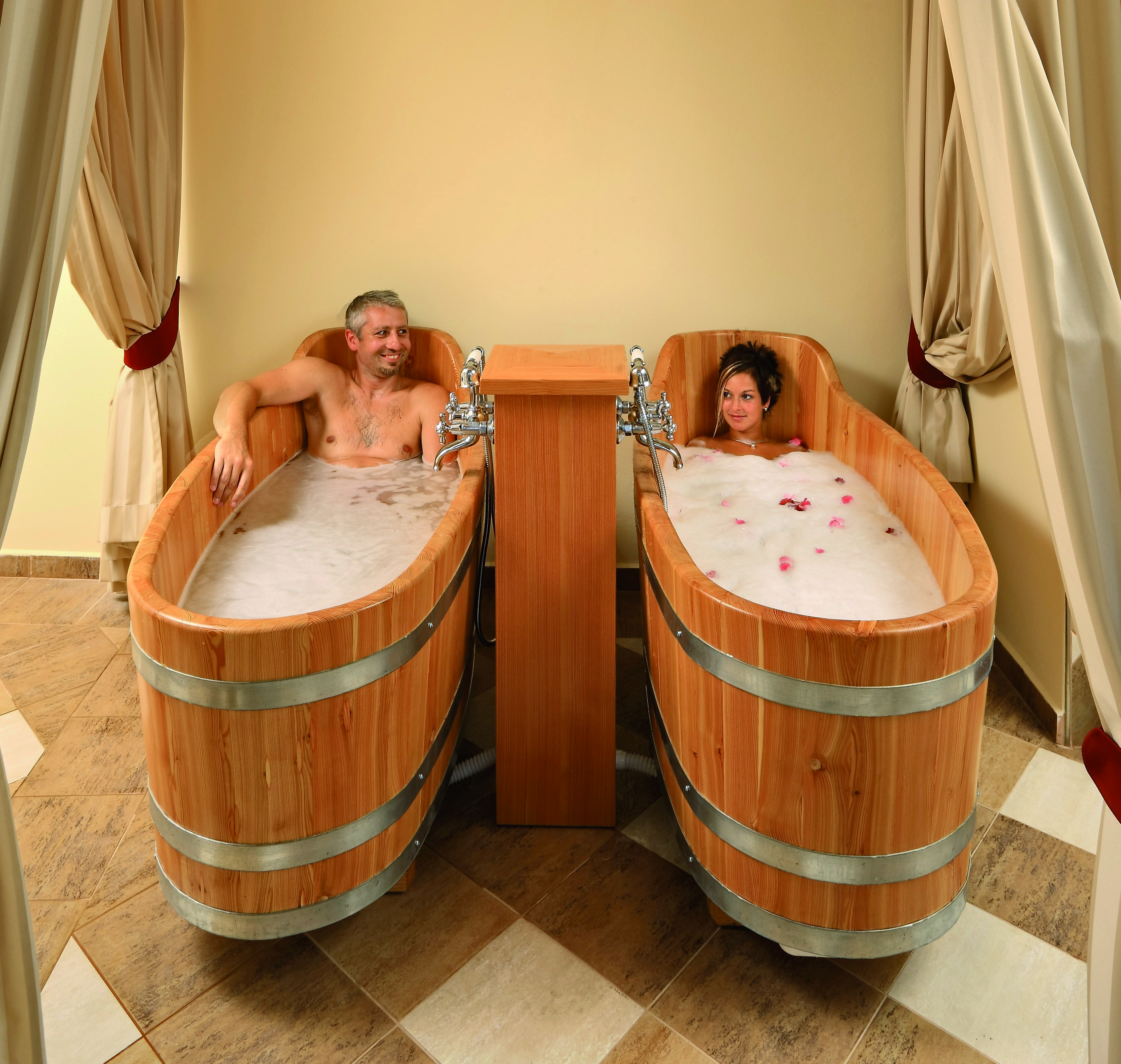 Hotel Ruze Cesky Krumlov Exterior foto A spa treatment