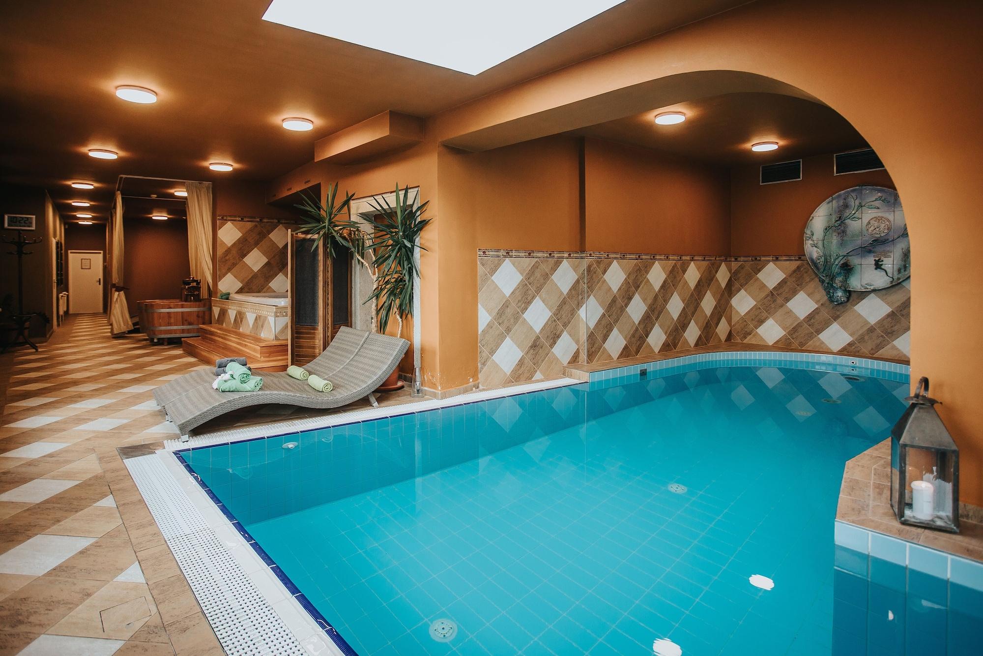 Hotel Ruze Cesky Krumlov Exterior foto Spa center