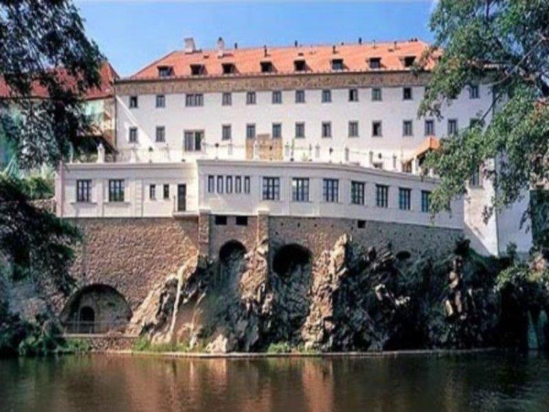 Hotel Ruze Cesky Krumlov Exterior foto The castle of the Prince-Bishops of Augsburg